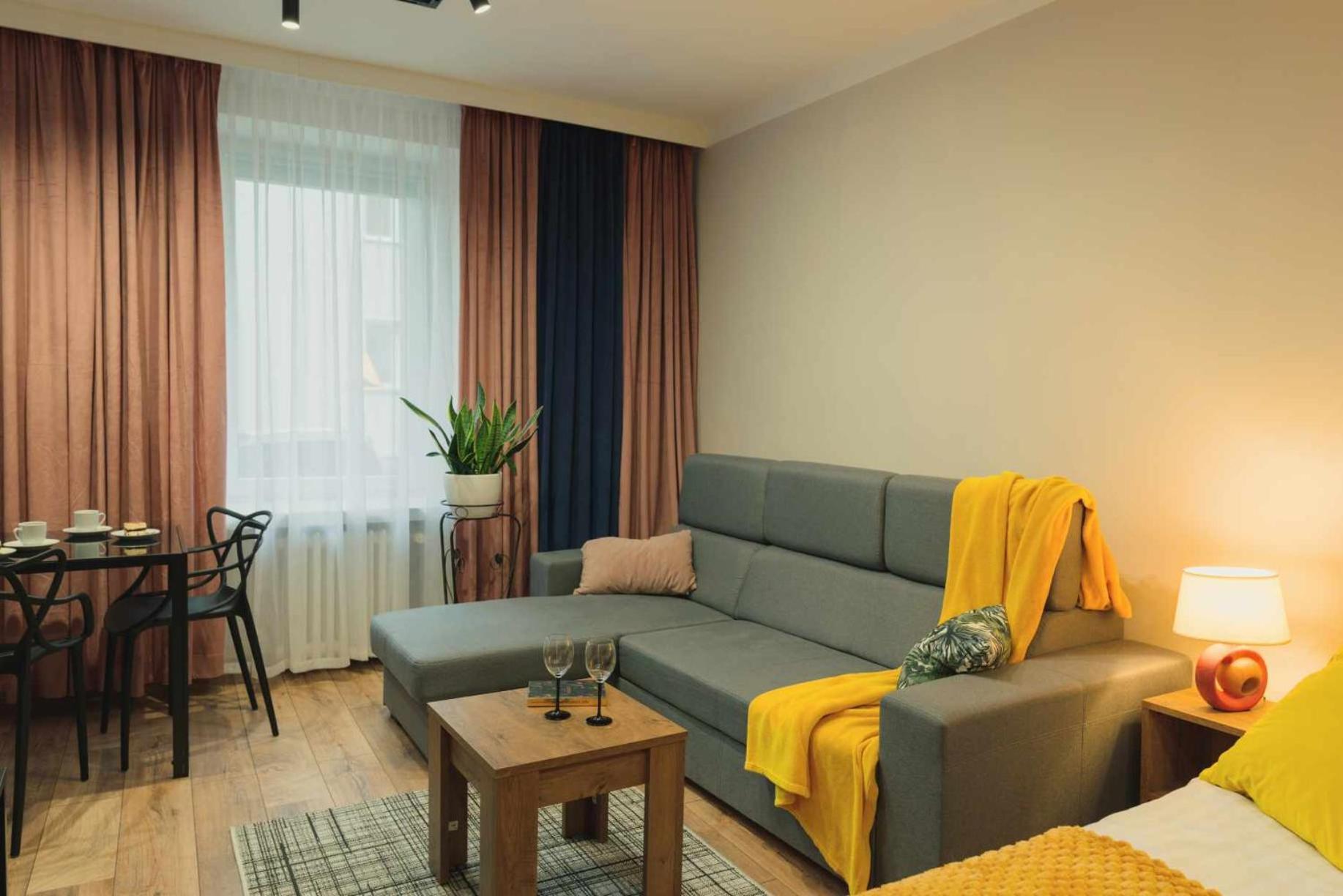 Apartament Pod 13 Bielsko-Biała Dış mekan fotoğraf