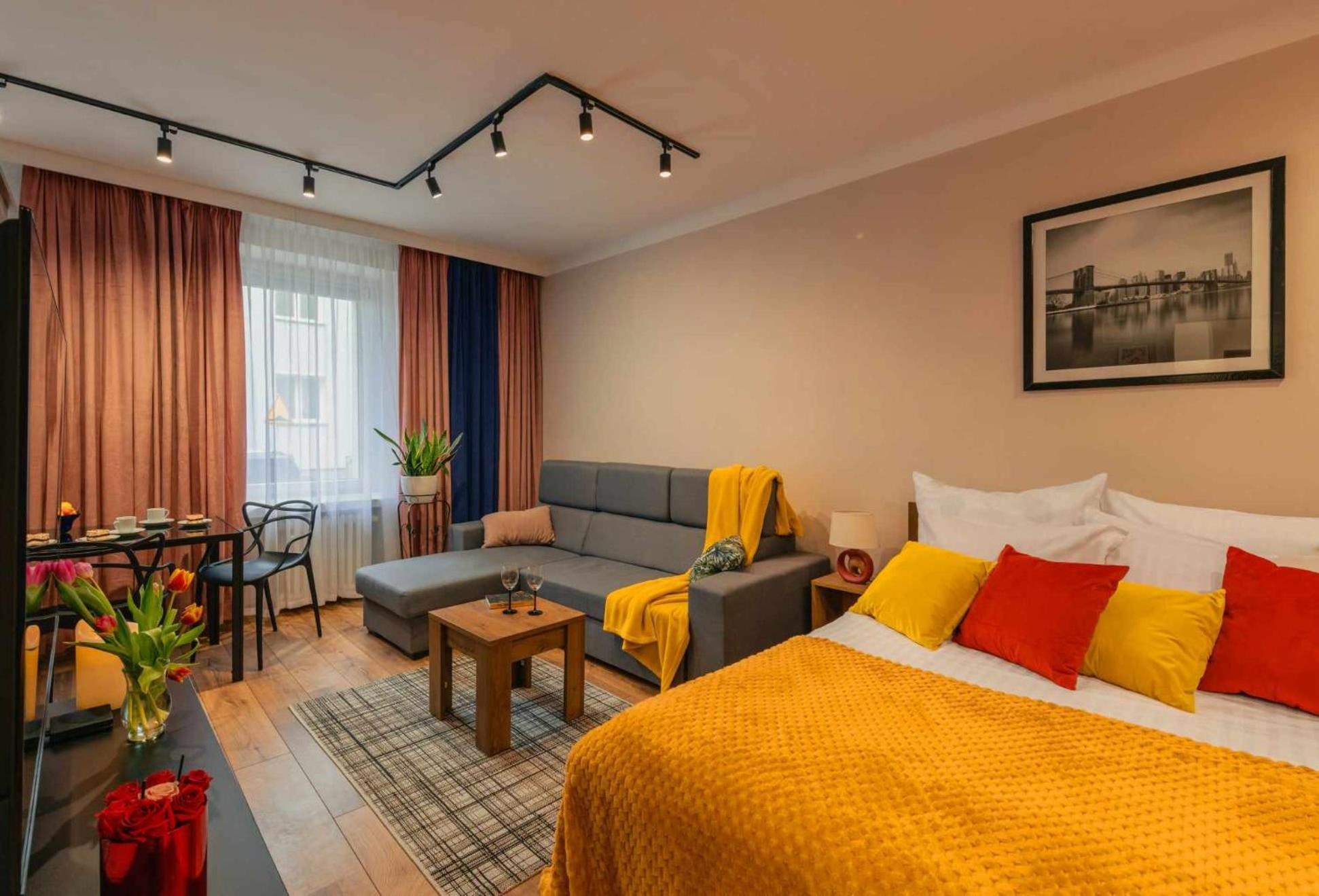Apartament Pod 13 Bielsko-Biała Dış mekan fotoğraf