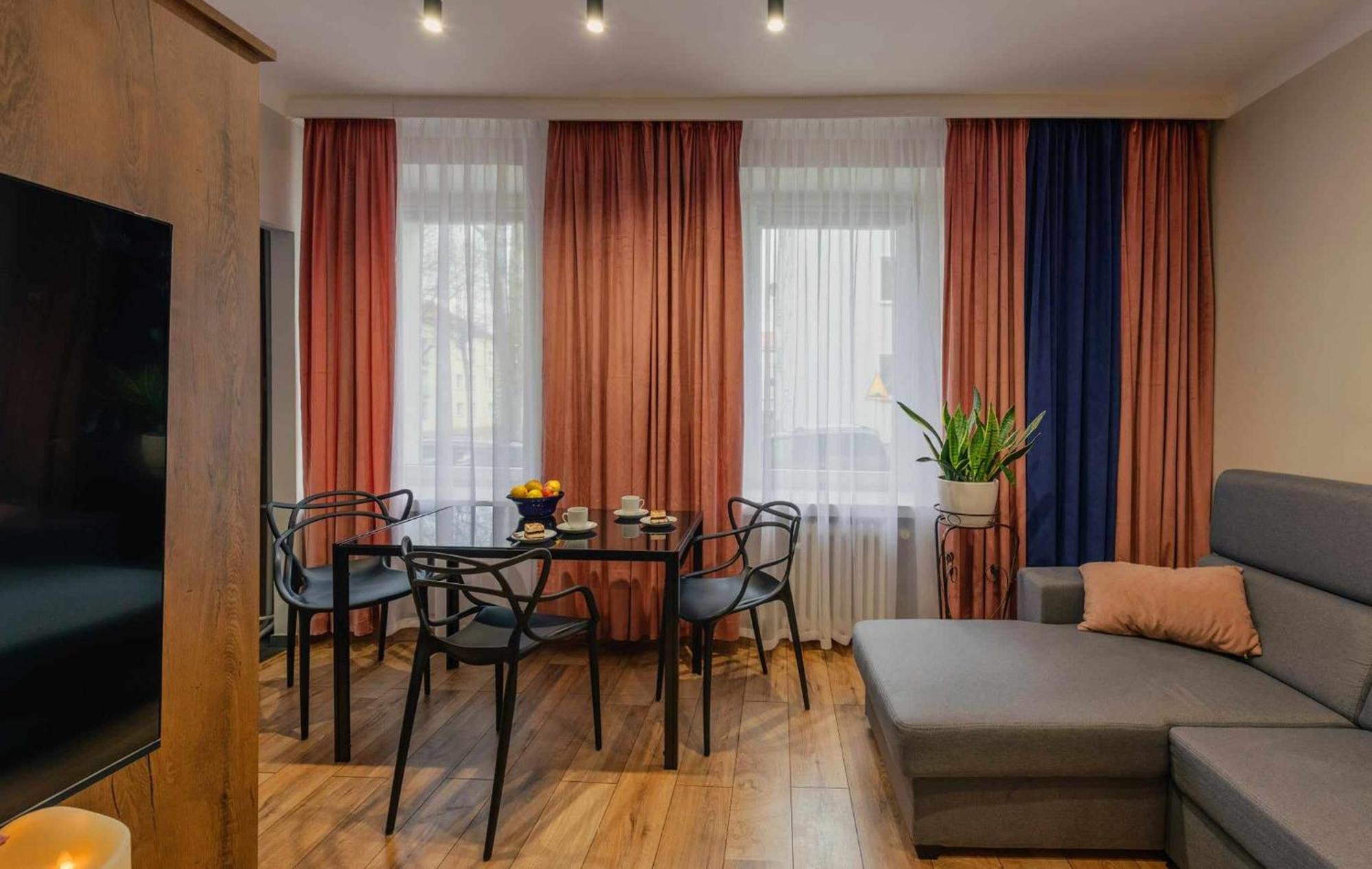 Apartament Pod 13 Bielsko-Biała Dış mekan fotoğraf