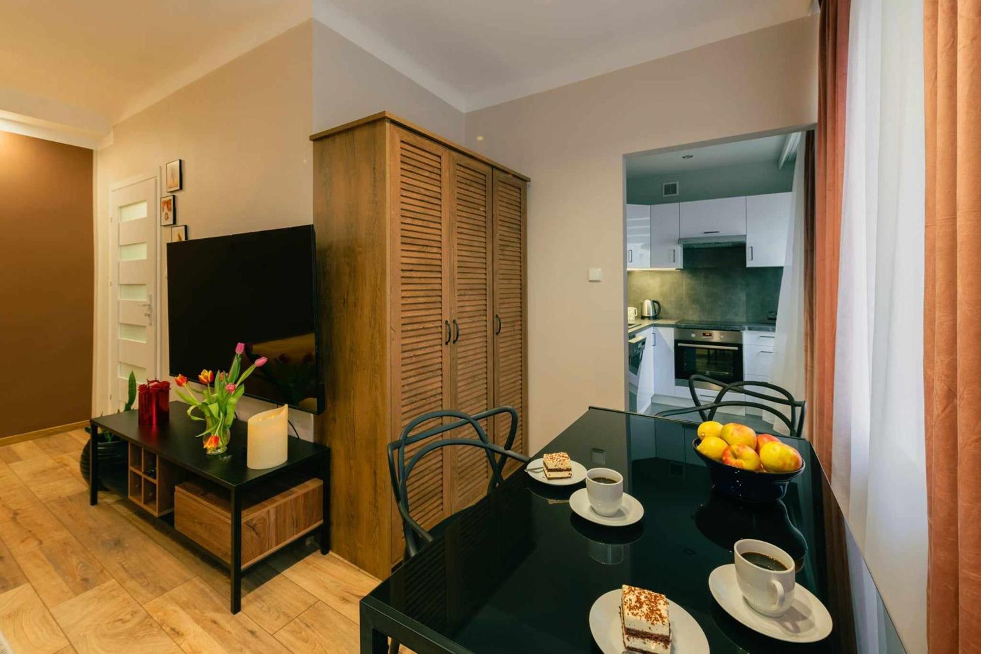 Apartament Pod 13 Bielsko-Biała Dış mekan fotoğraf